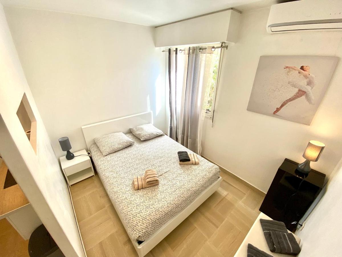 CANNES-PASSY - TRÈS BEAU STUDIO POUR 4 PERS - PISCINE DANS RÉSIDENCE - PARKING PRIVé - JARDIN Exterior foto